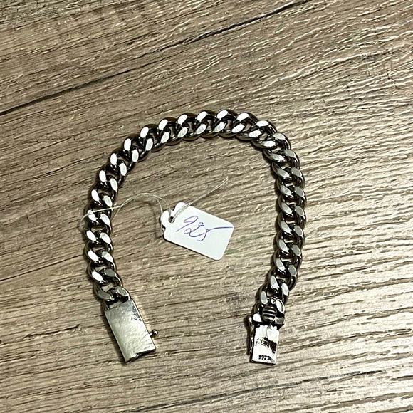 Sterling Silver 925 Solid Cuban Link Bracelet - Picture 2 of 3